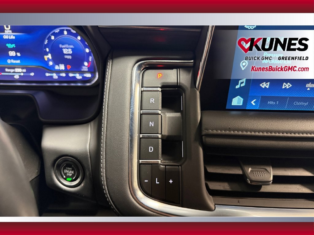 Used 2023 Chevrolet Tahoe LT w/ Luxury Package AWD/4WD image 26