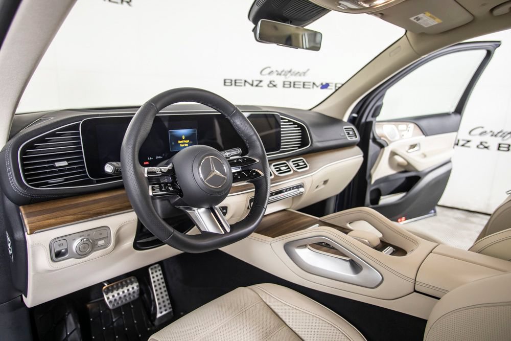 Used 2026 Mercedes-Benz GLS 580 4MATIC image 22