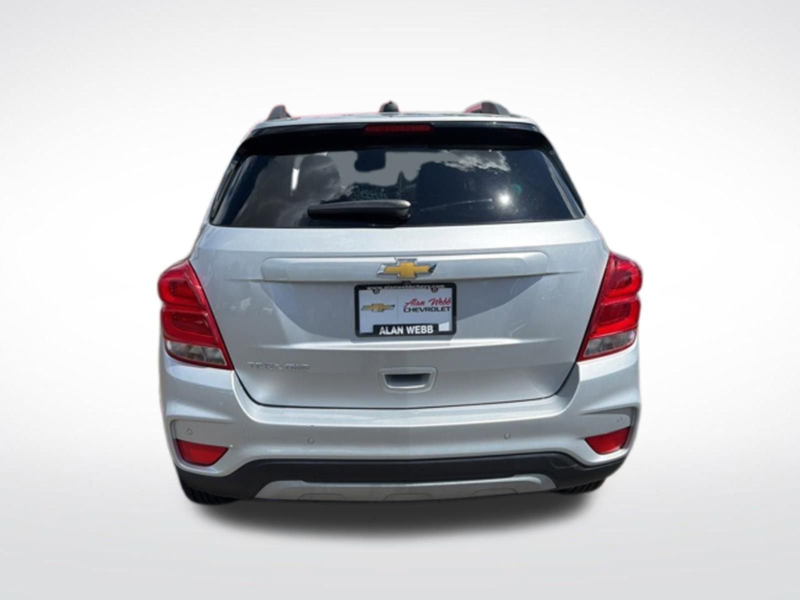 Used 2022 Chevrolet Trax LT w/ Driver Confidence Package AWD/4WD image 4