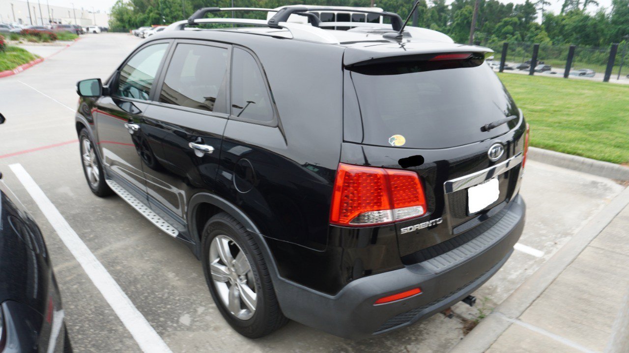 Used 2012 Kia Sorento EX w/ EX V6 Premium Pkg AWD/4WD image 7