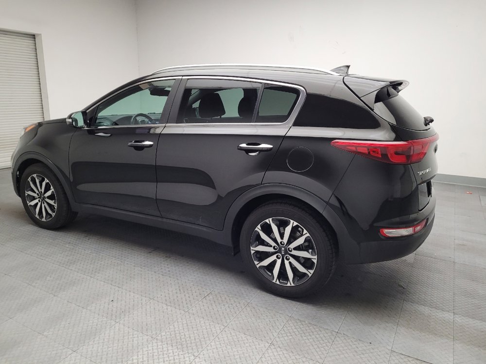 Used 2019 Kia Sportage EX image 3