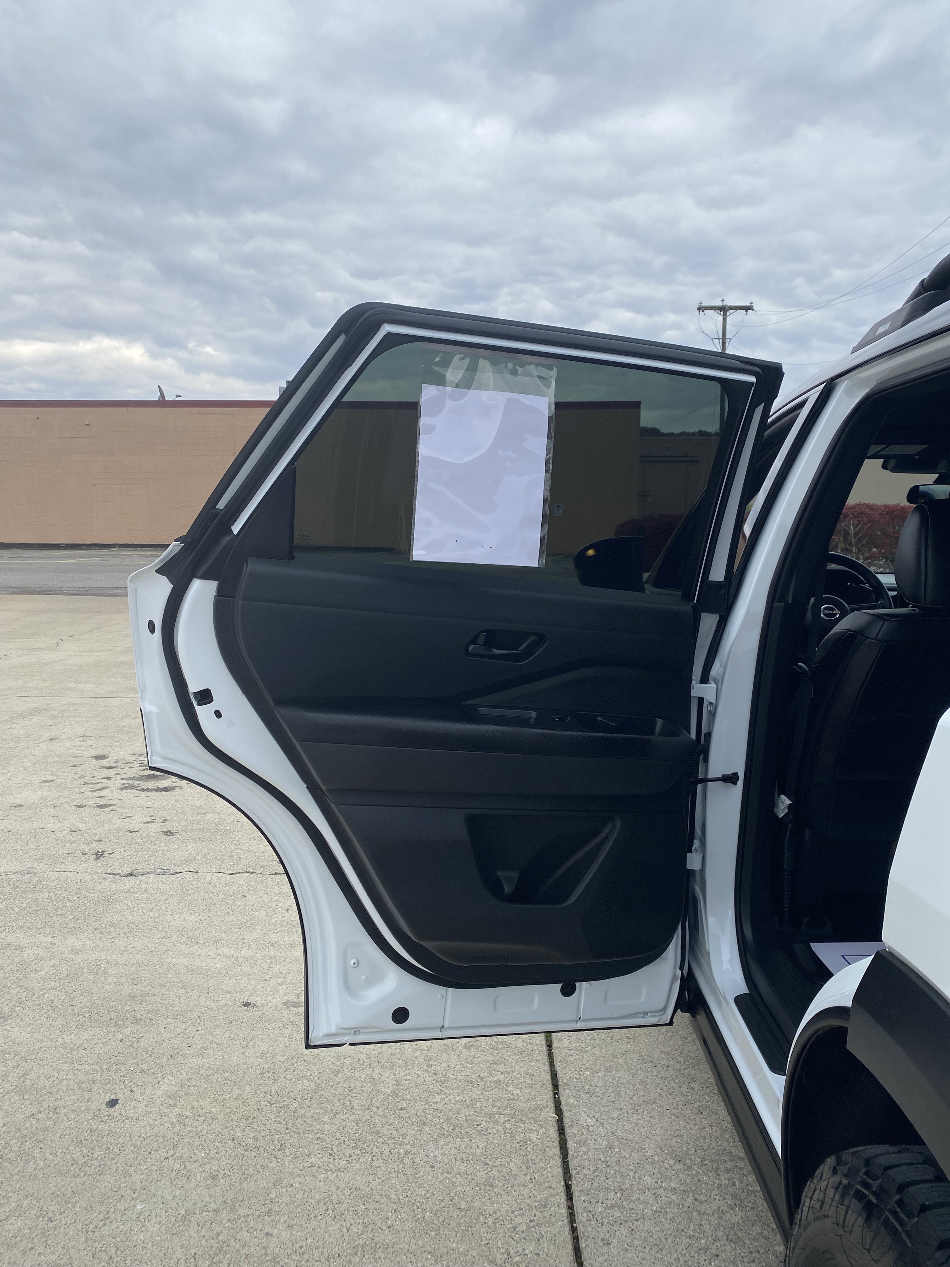 Used 2025 Nissan Pathfinder Rock Creek image 16