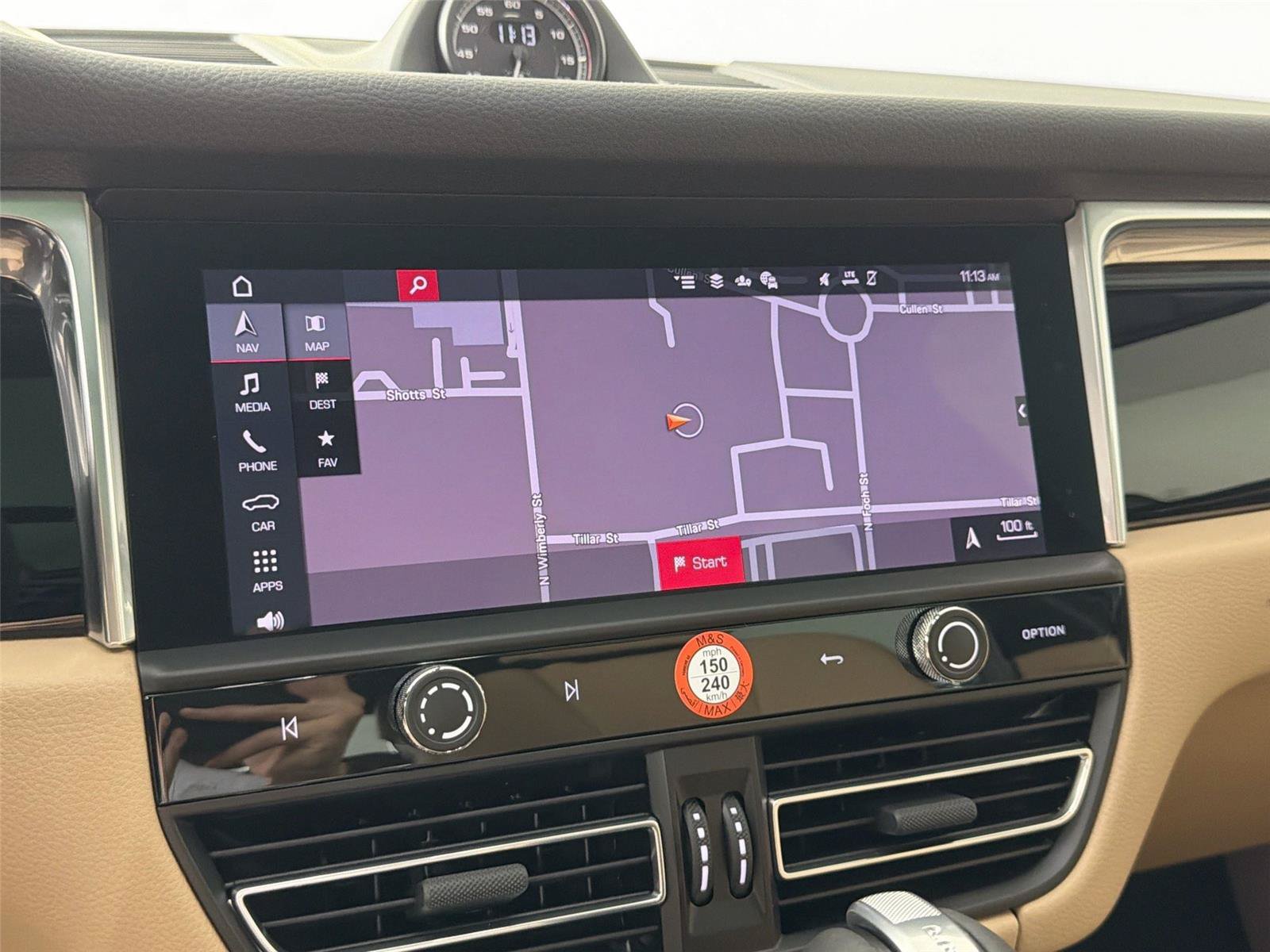 Certified 2026 Porsche Macan Turbo AWD/4WD image 22
