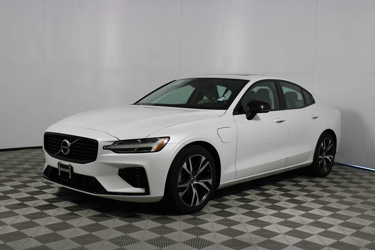 Used 2021 Volvo S60 T8 R-Design Expression AWD/4WD image 27