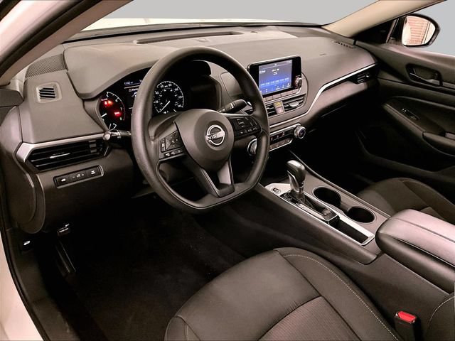 Used 2023 Nissan Altima 2.5 S FWD image 12