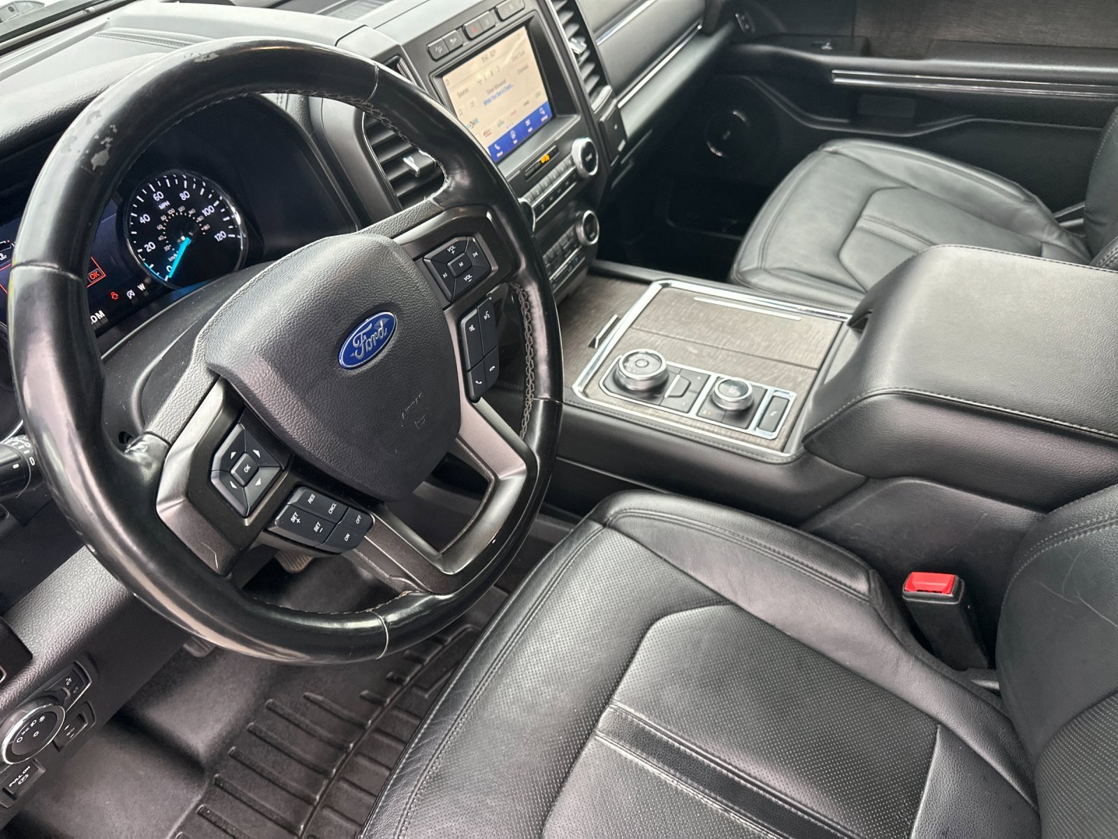 Used 2020 Ford Expedition Limited image 10