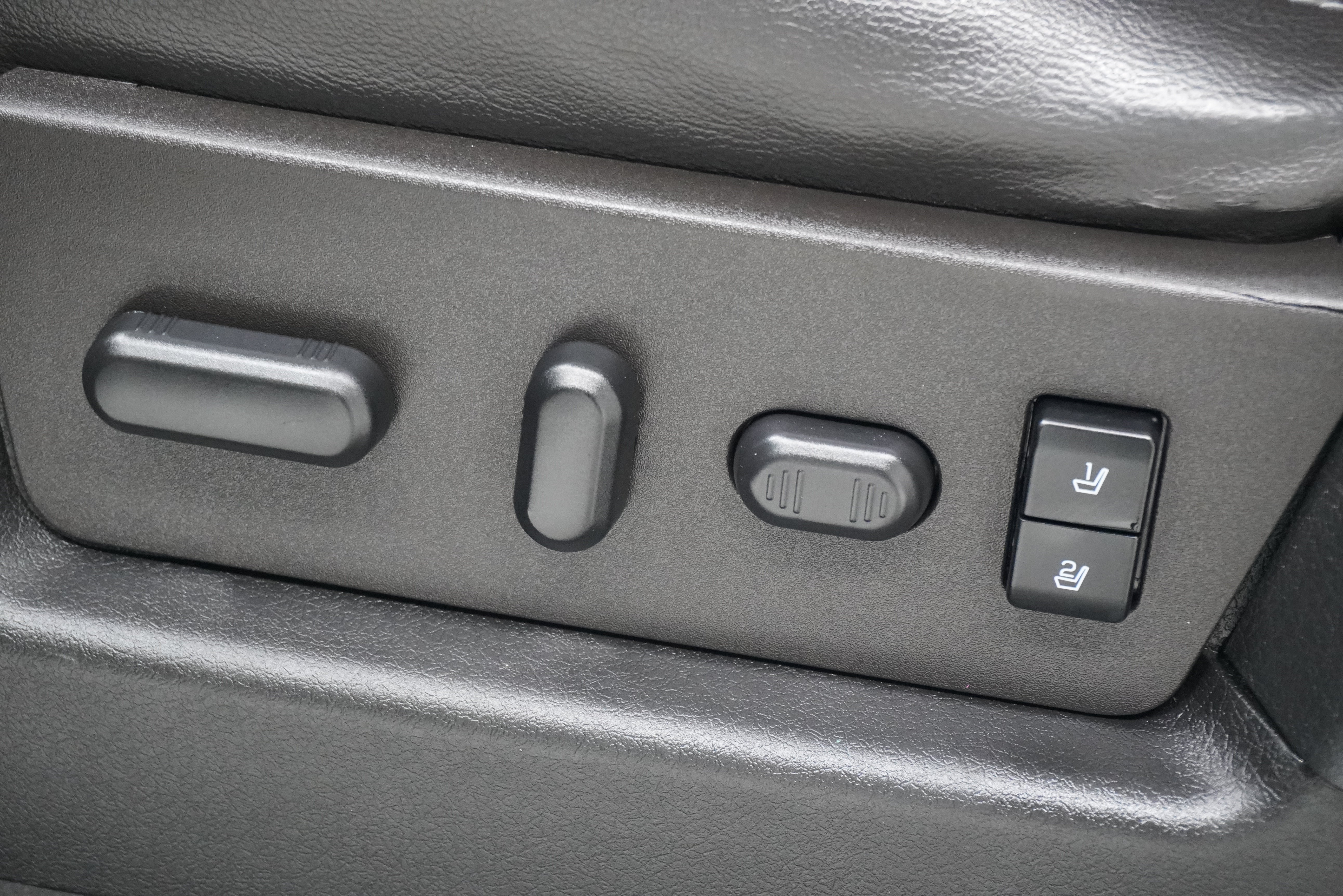 Used 2013 Ford F150 FX2 w/ Luxury Equipment Group RWD image 14
