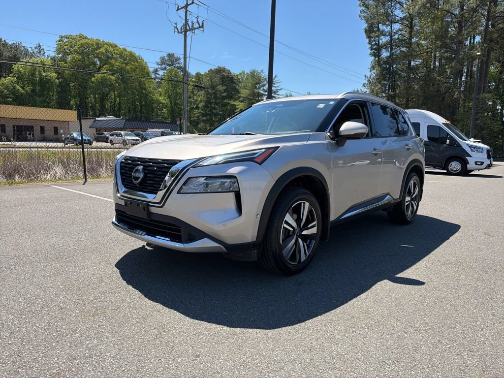 Certified 2023 Nissan Rogue Platinum w/ Platinum Premium Package AWD/4WD image 2