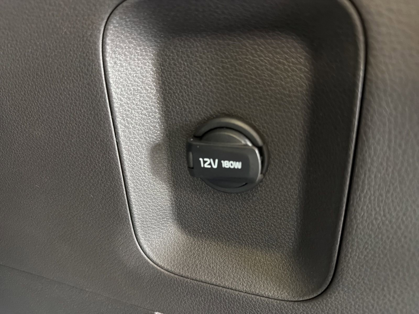 New 2026 Kia Carnival LX image 11