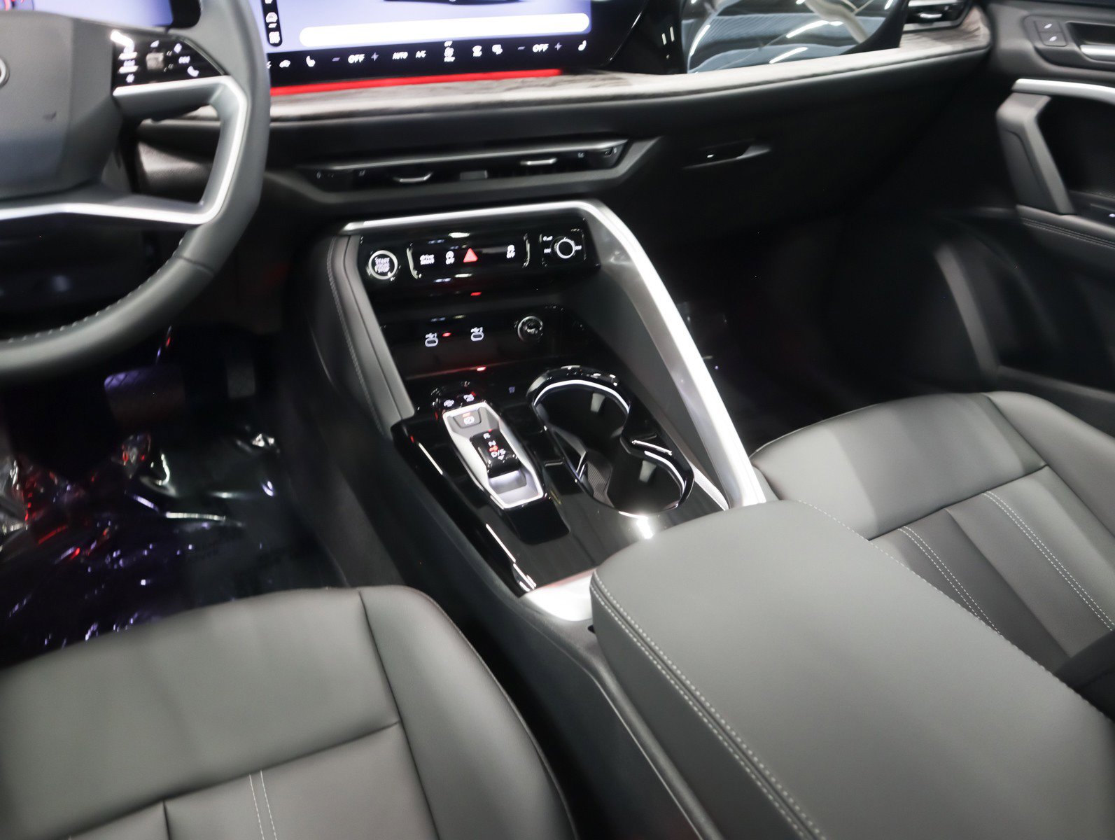 New 2026 Audi Q5 Premium Plus AWD/4WD image 22