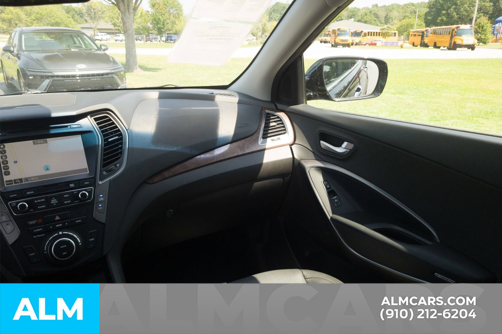 Used 2018 Hyundai Santa Fe Sport w/ 2.0T Ultimate Tech Package 05 AWD/4WD image 19