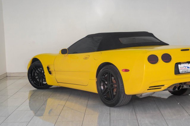 Used 2004 Chevrolet Corvette Convertible w/ Preferred Equipment Group image 37