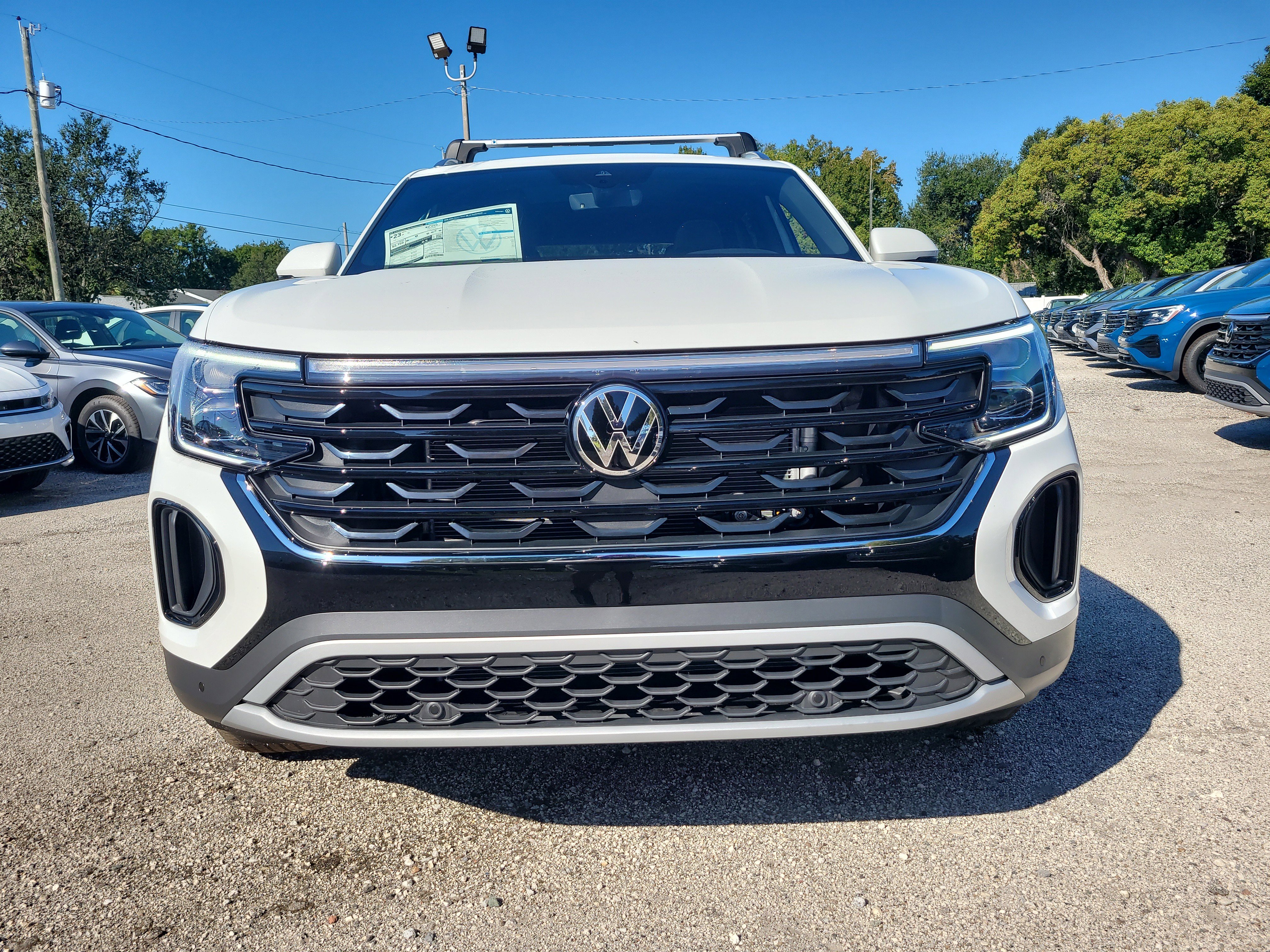 New 2026 Volkswagen Atlas Cross Sport SE image 3