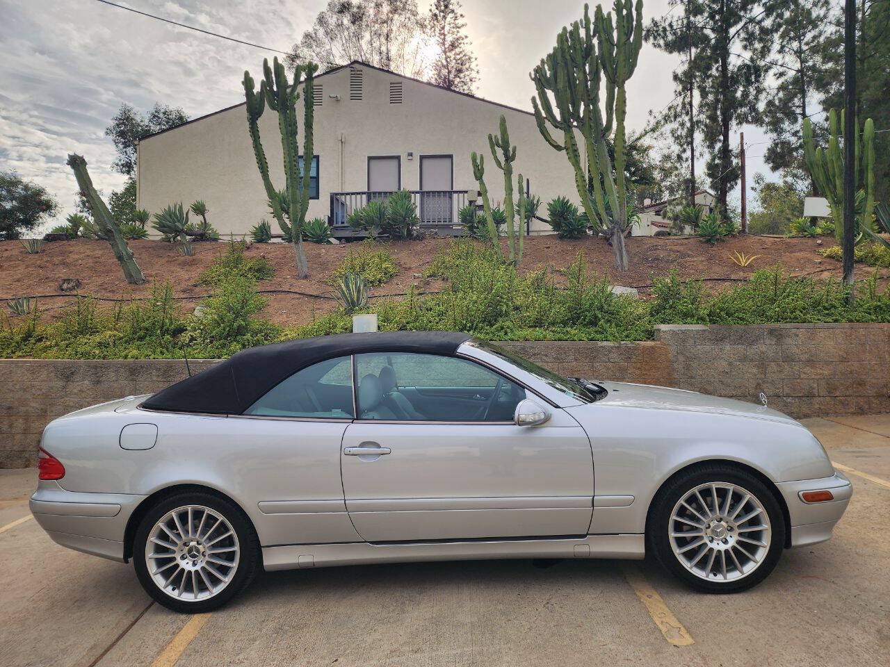 Used 2003 Mercedes-Benz CLK 320 Cabriolet image 9