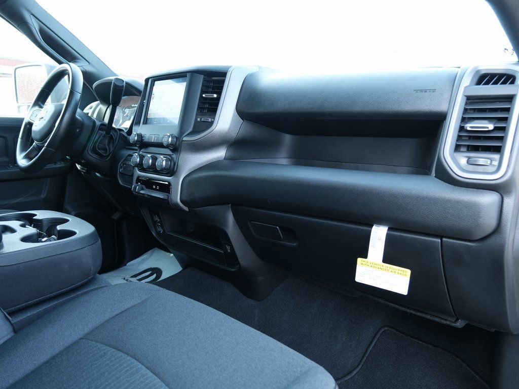 Used 2024 RAM 3500 Tradesman w/ Chrome Appearance Group AWD/4WD image 31