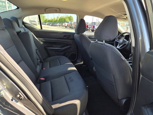 Used 2024 Nissan Altima 2.5 SV FWD image 14