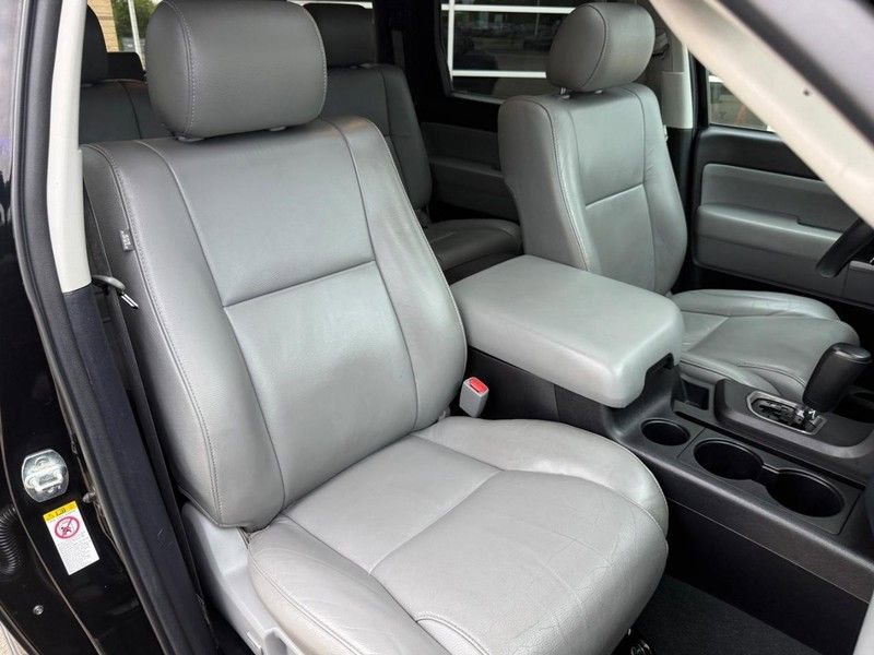 Used 2021 Toyota Sequoia SR5 w/ Premium Package AWD/4WD image 11