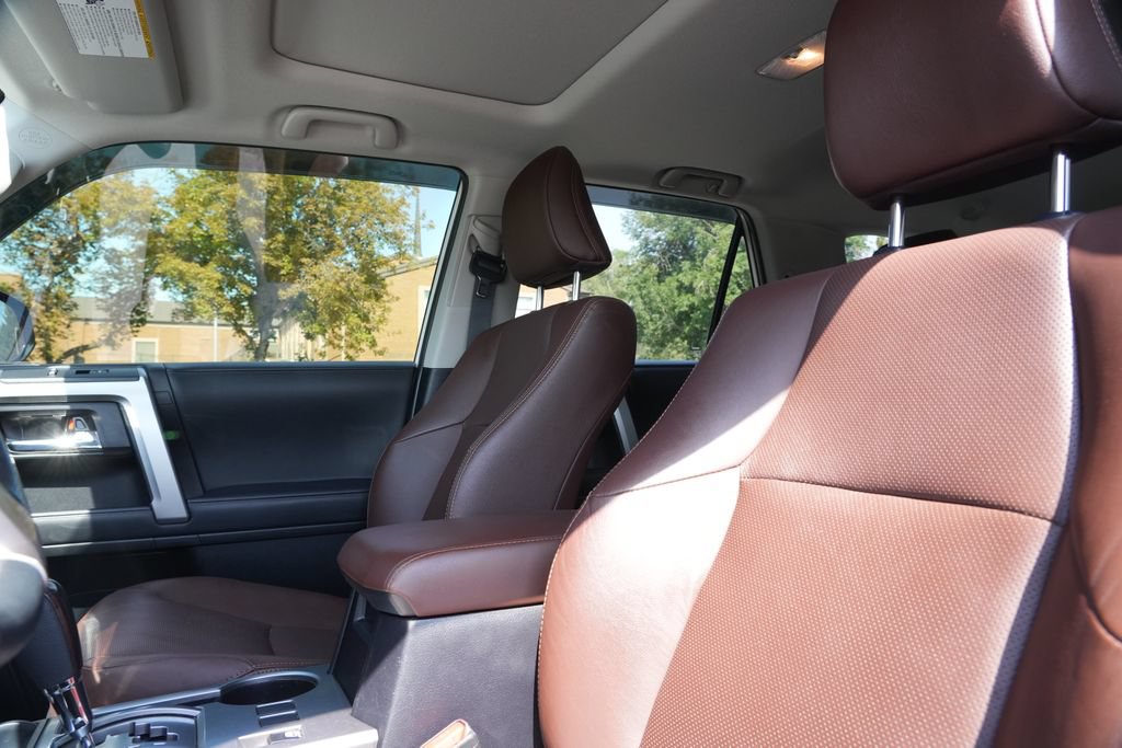 Used 2023 Toyota 4Runner Limited AWD/4WD image 10