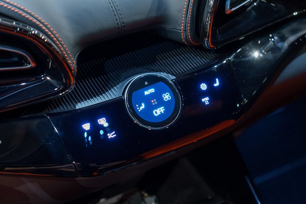 Certified 2025 Ferrari Purosangue AWD/4WD image 30