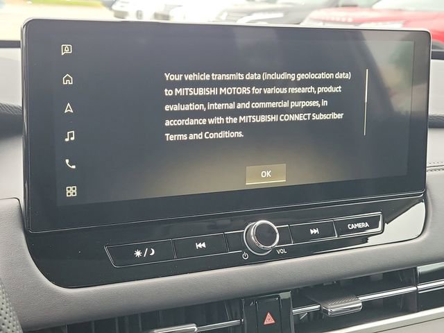 New 2025 Mitsubishi Outlander SE image 29