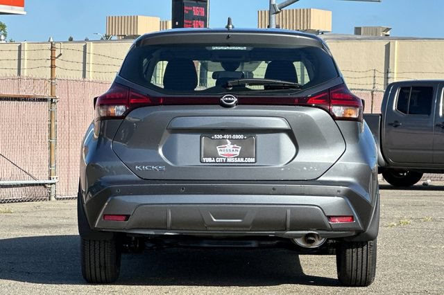 Certified 2025 Nissan Kicks Play S FWD image 5