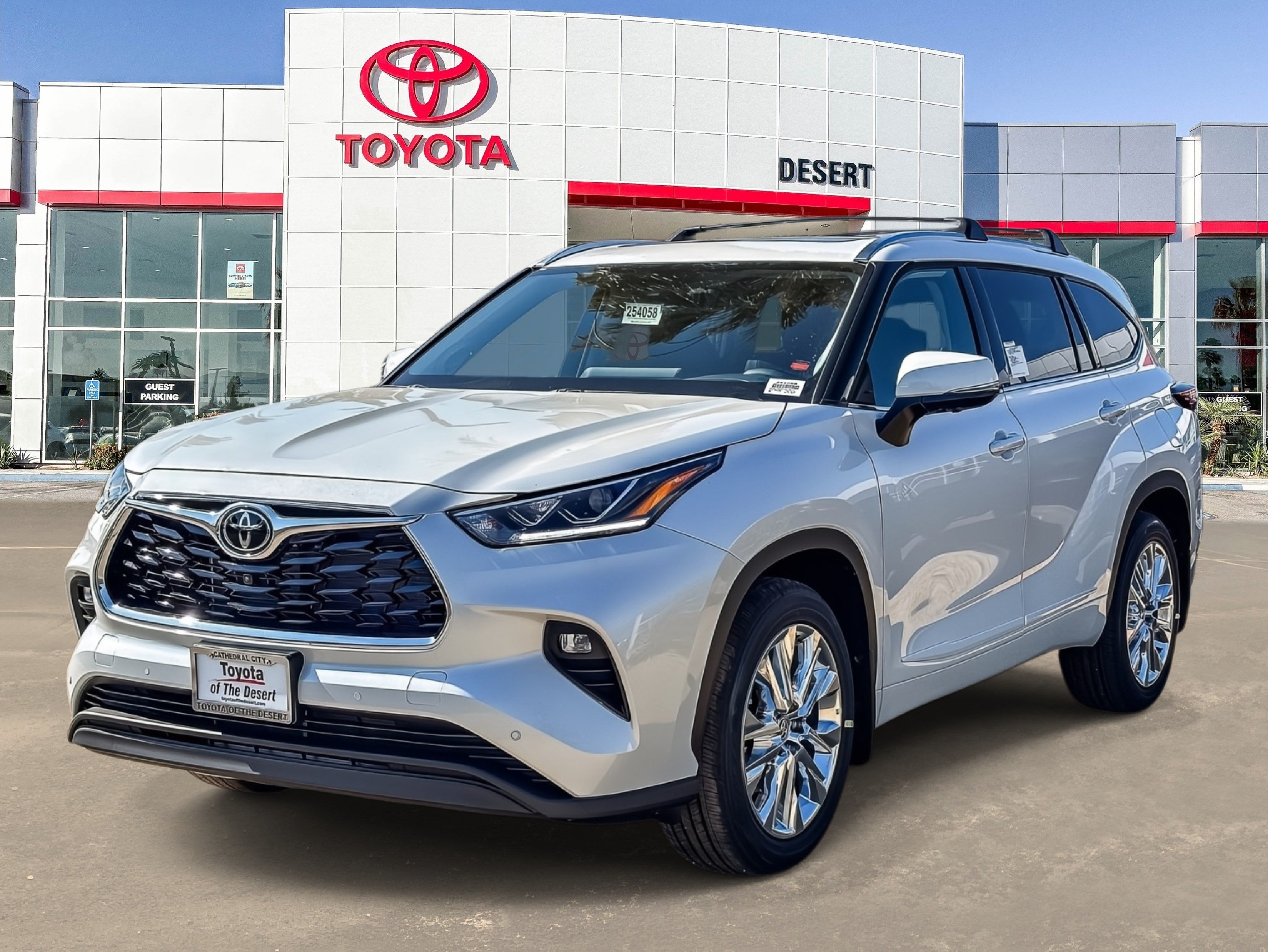 New 2026 Toyota Highlander Limited AWD/4WD image 3