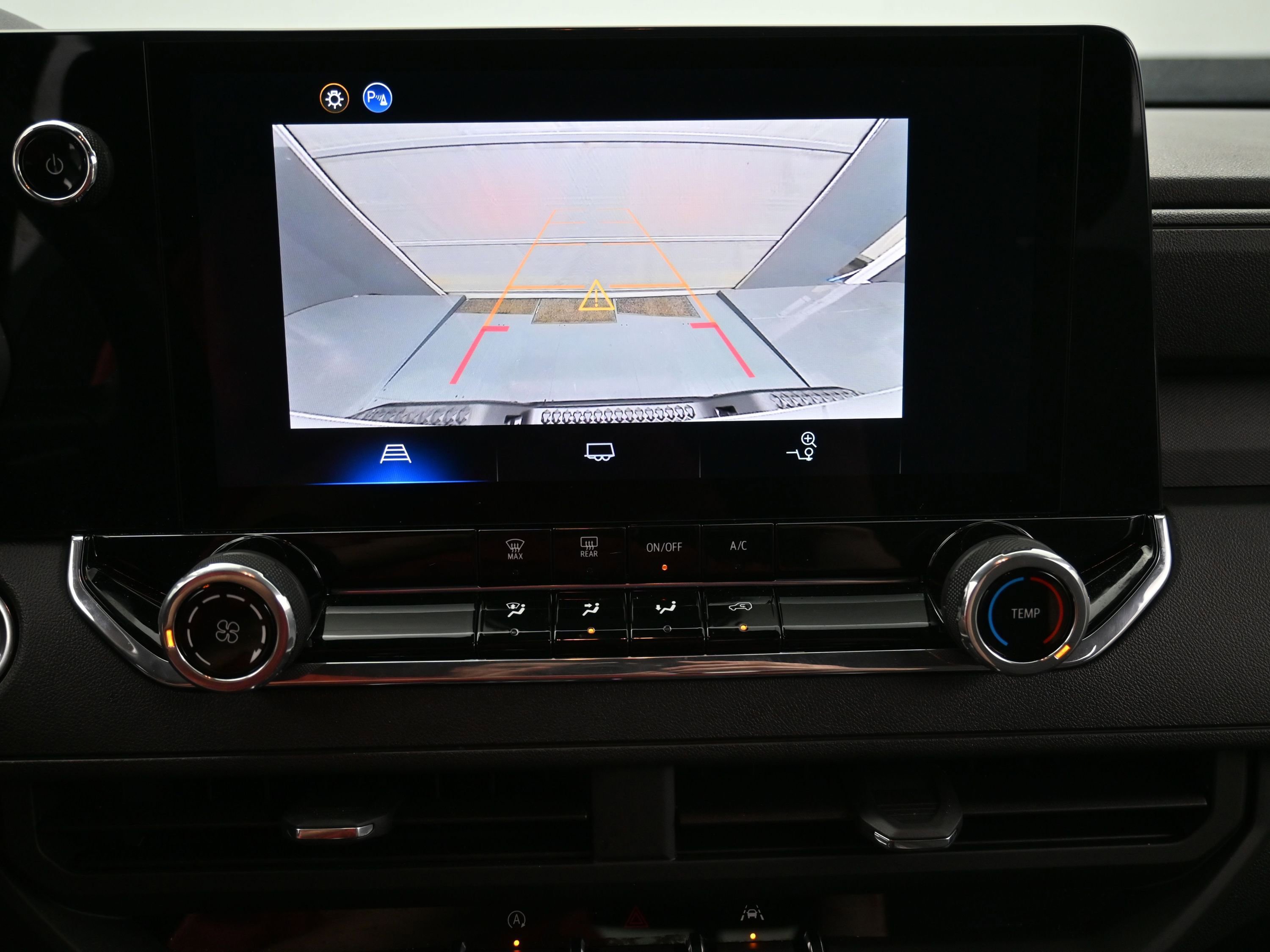 Used 2025 Chevrolet Colorado W/T image 17