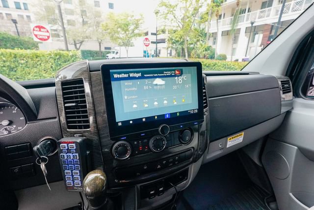 Used 2018 Mercedes-Benz Sprinter 3500 image 45