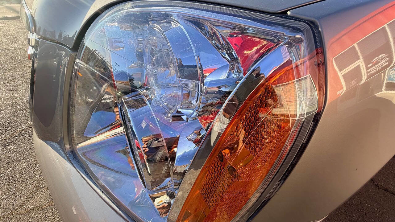 Used 2007 GMC Yukon SLT w/ SLT Preferred Equipment Group image 35