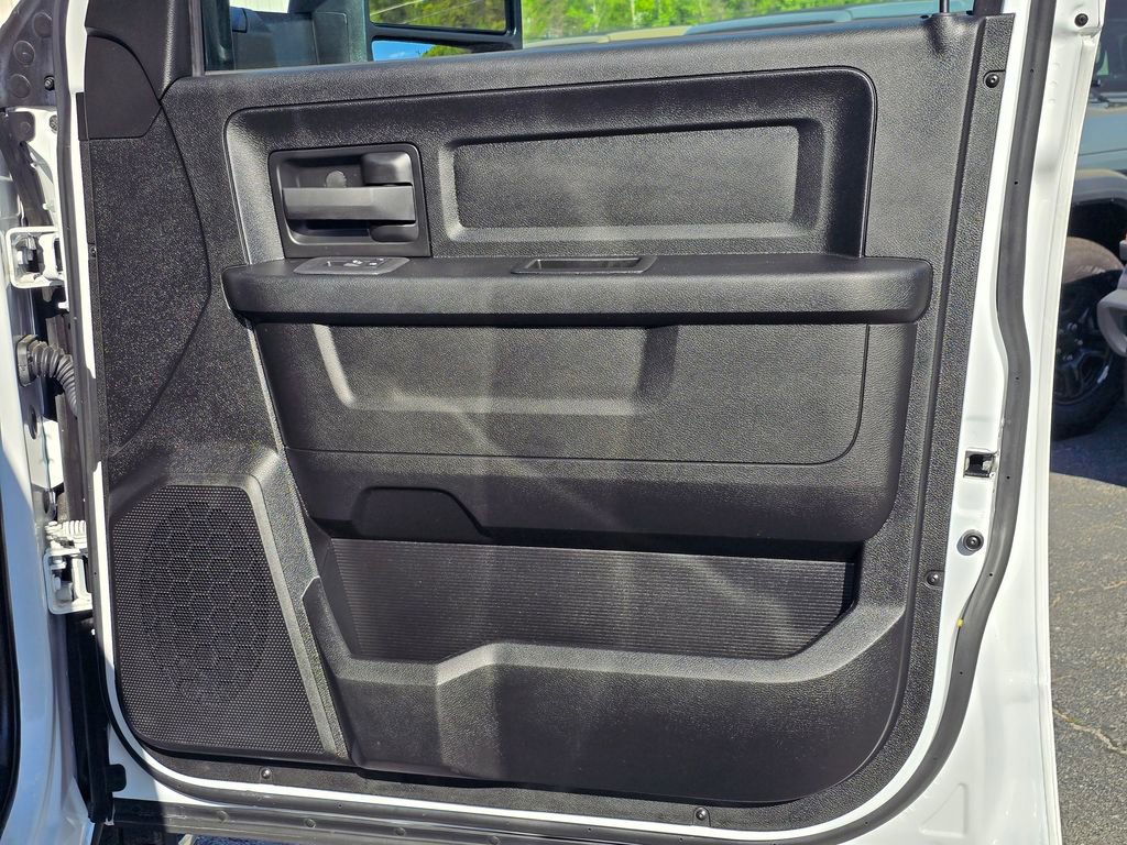 Used 2025 RAM 3500 Tradesman w/ Chrome Appearance Group image 46