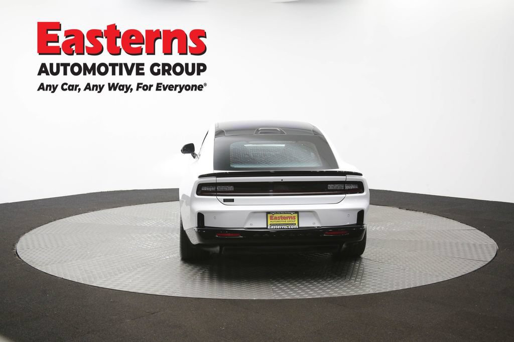 Used 2024 Dodge Charger Daytona Scat Pack w/ Plus Group AWD/4WD image 37