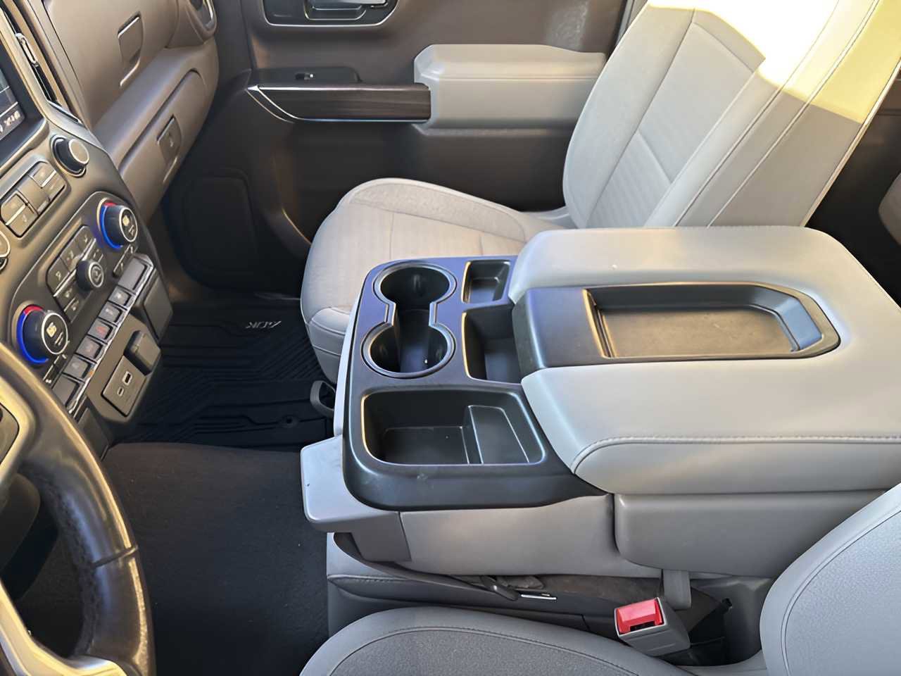 Used 2019 Chevrolet Silverado 1500 LT w/ All-Star Edition image 23