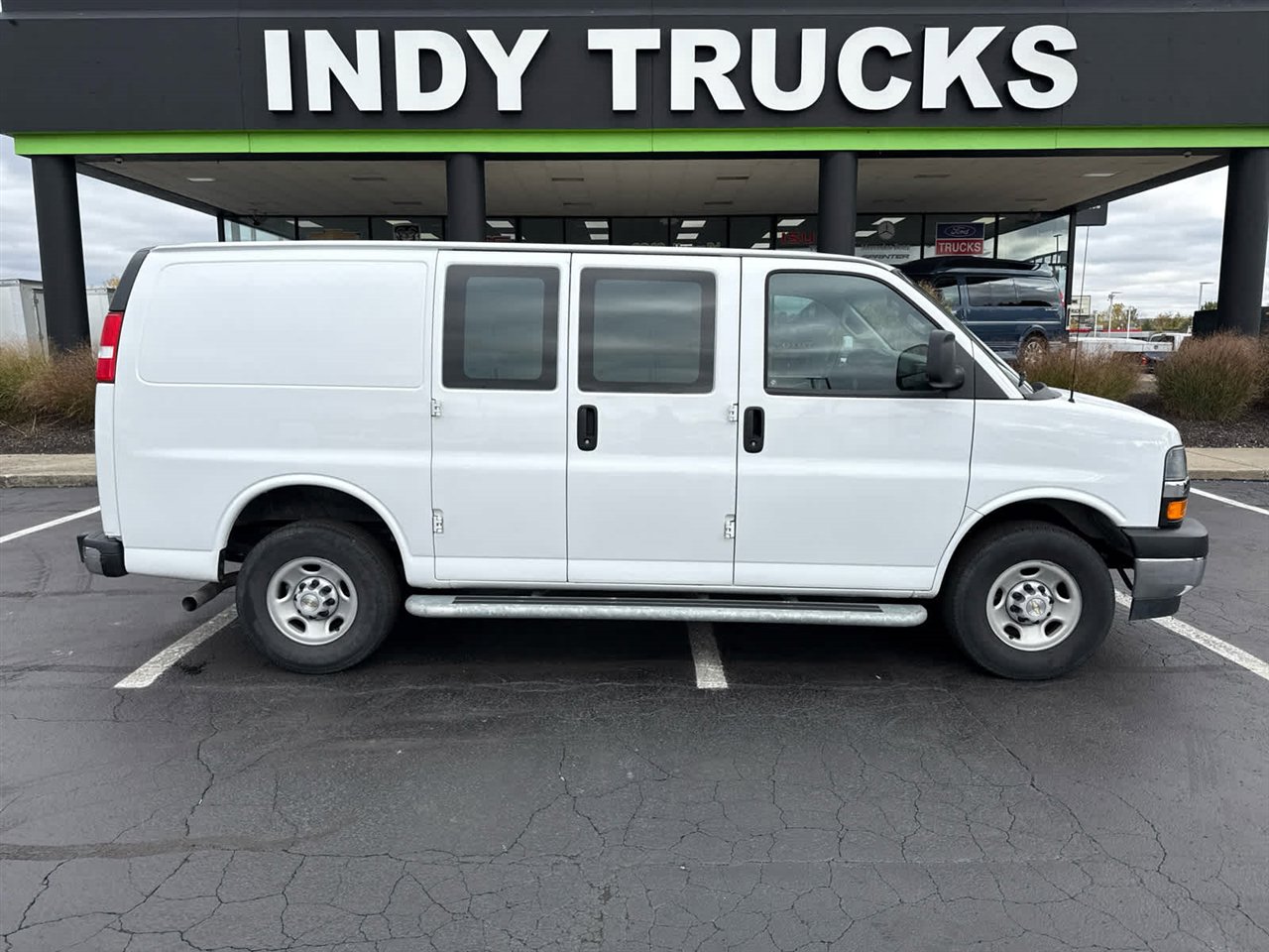 Used 2024 Chevrolet Express 2500 w/ Driver Convenience Package image 1