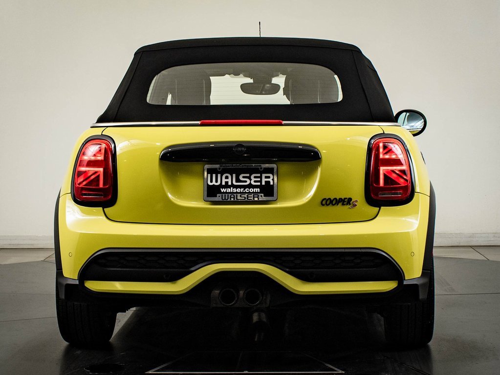 Used 2023 MINI Cooper S w/ Signature Upholstery Package image 8
