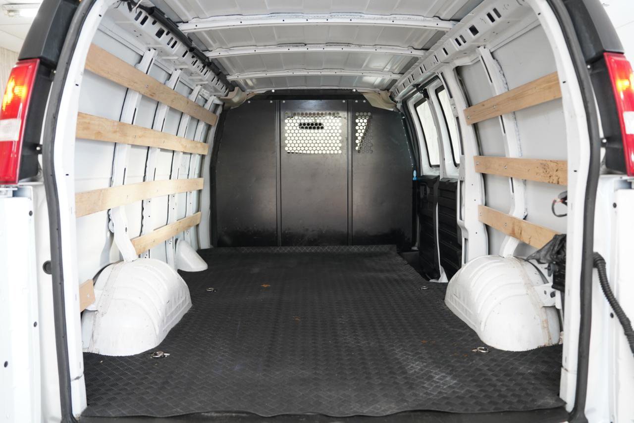 Used 2023 Chevrolet Express 2500 w/ Driver Convenience Package image 30