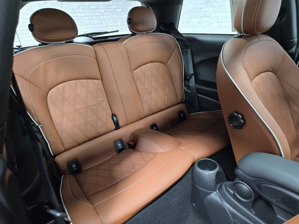Used 2024 MINI Cooper SE image 42