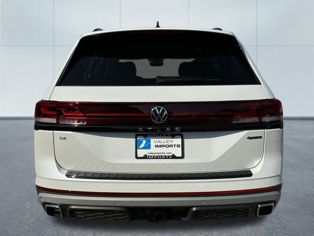 New 2026 Volkswagen Atlas Peak Edition image 5