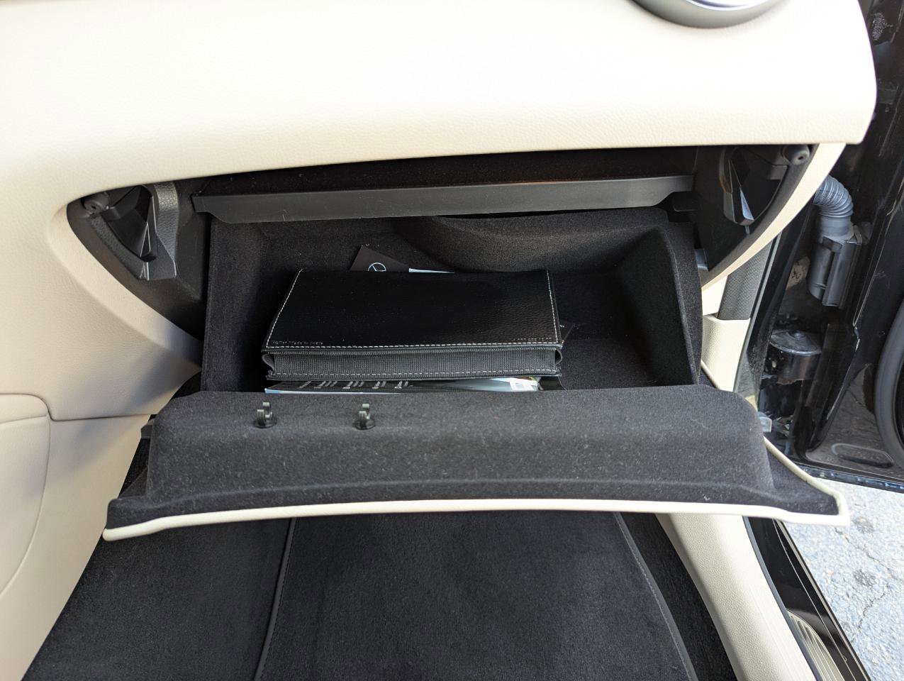 Used 2022 Mercedes-Benz GLC 300 4MATIC image 35