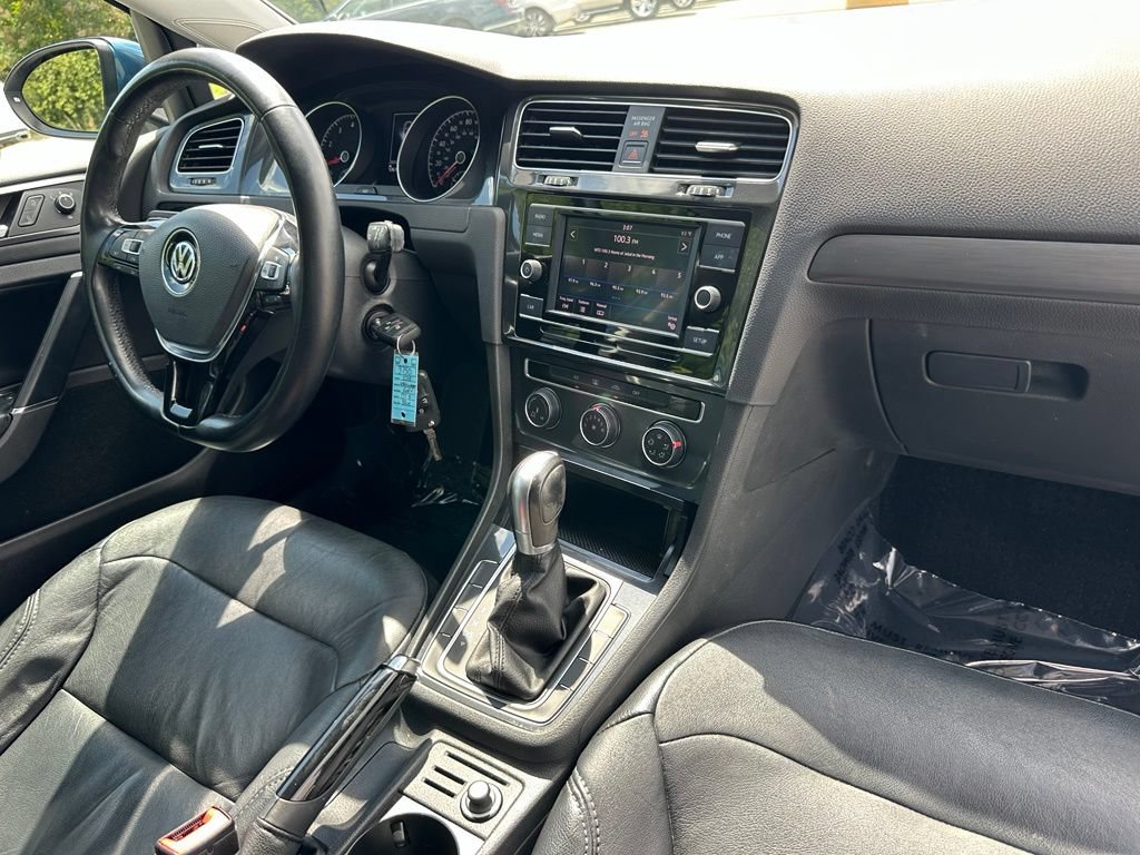Used 2018 Volkswagen Golf S FWD image 15