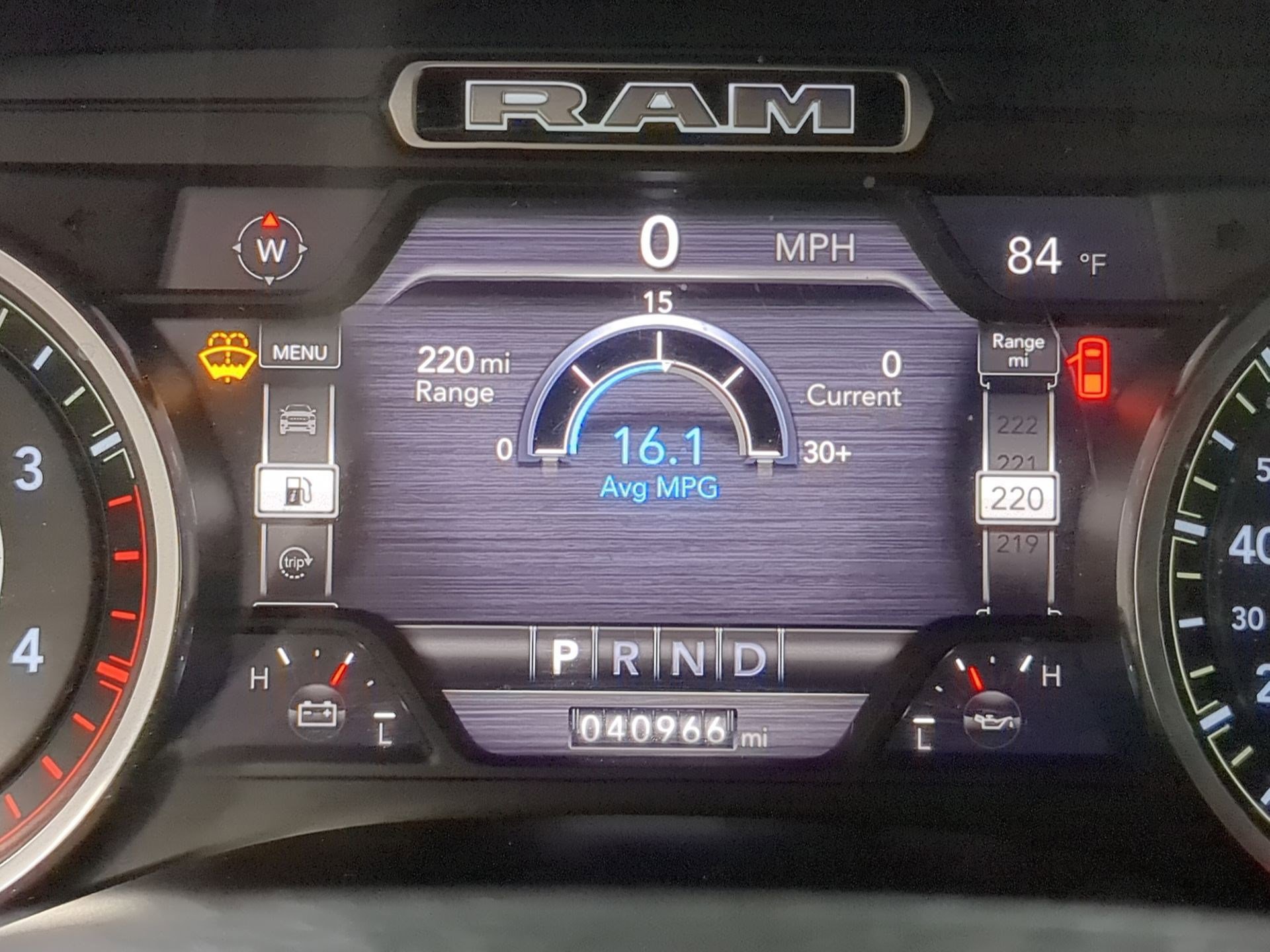 Used 2020 RAM 2500 Laramie image 10