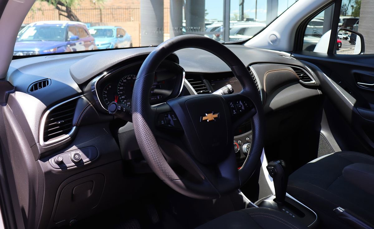 Used 2020 Chevrolet Trax LS w/ Tint and Cruise Package FWD image 39