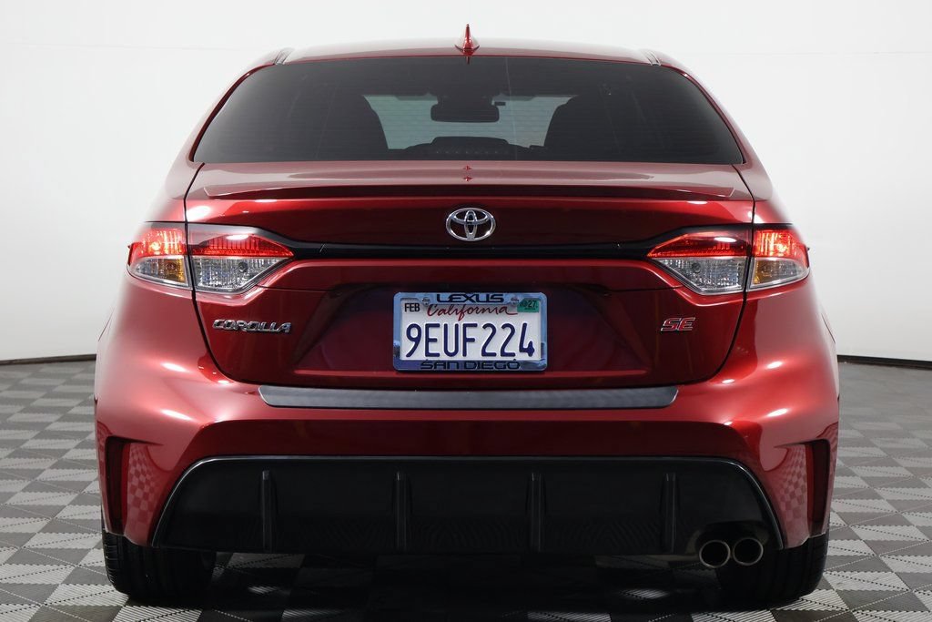 Used 2023 Toyota Corolla SE w/ SE Premium Package FWD image 5