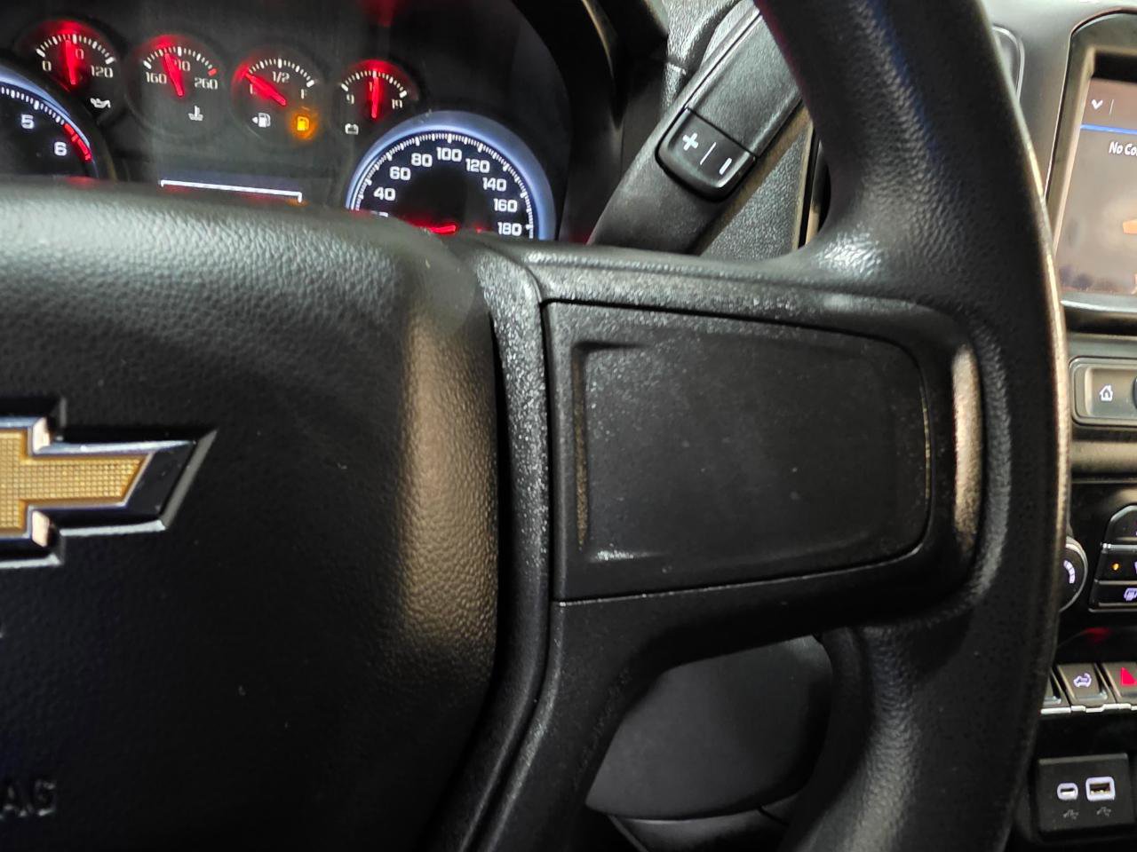 Used 2021 Chevrolet Silverado 1500 Custom image 30