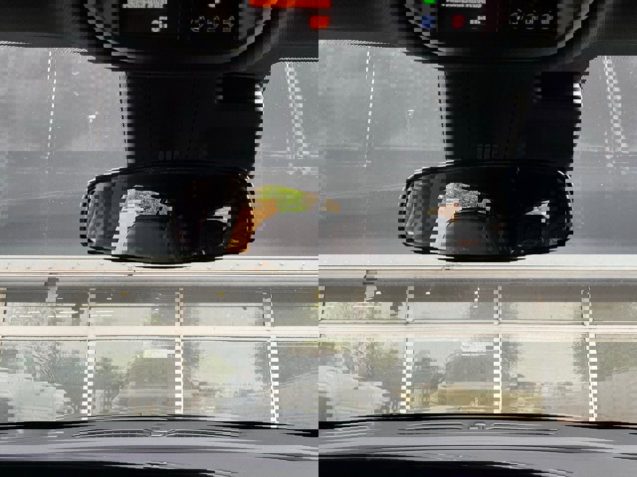 Used 2025 Buick Envista Preferred image 17