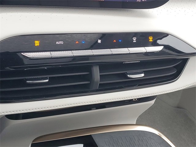 Certified 2025 Buick Enclave Avenir w/ Super Cruise Package image 31