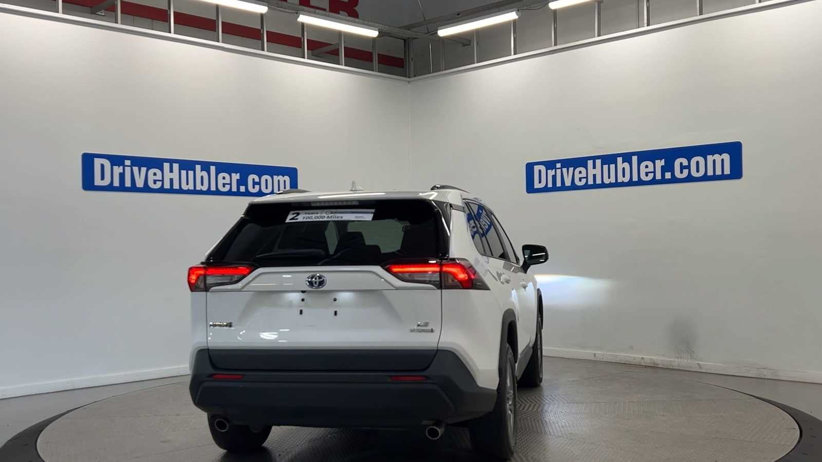 Used 2023 Toyota RAV4 LE AWD/4WD image 7