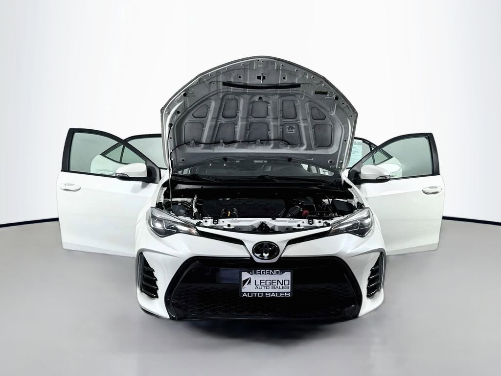 Used 2018 Toyota Corolla XSE FWD image 21