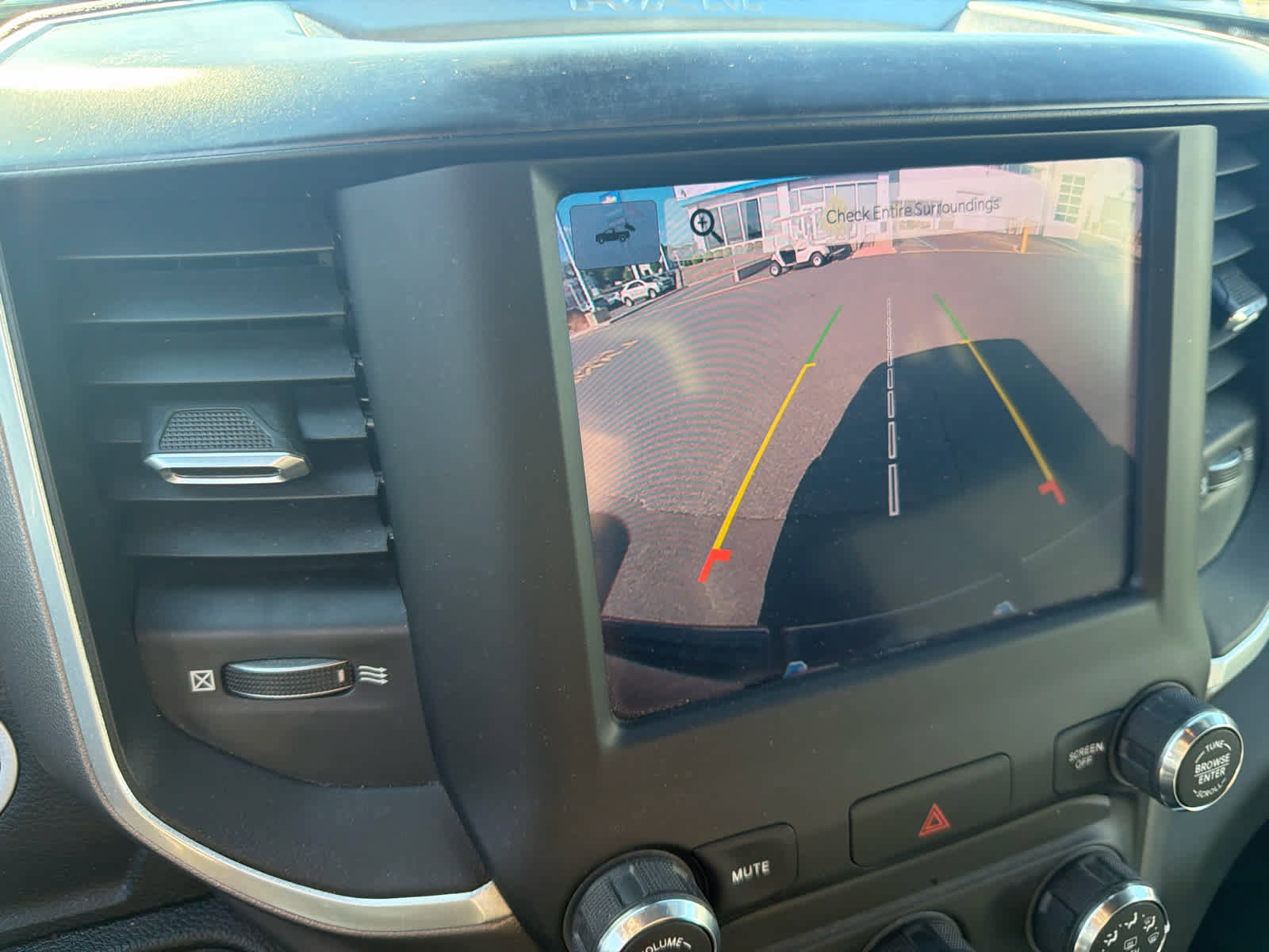 Used 2022 RAM 1500 Big Horn AWD/4WD image 11