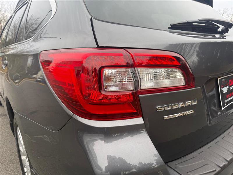 Used 2019 Subaru Outback 2.5i Premium image 24
