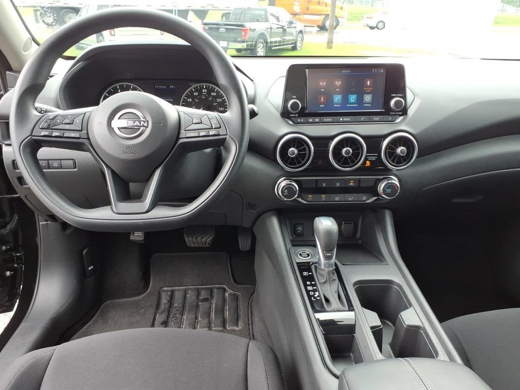Used 2025 Nissan Sentra S FWD image 17